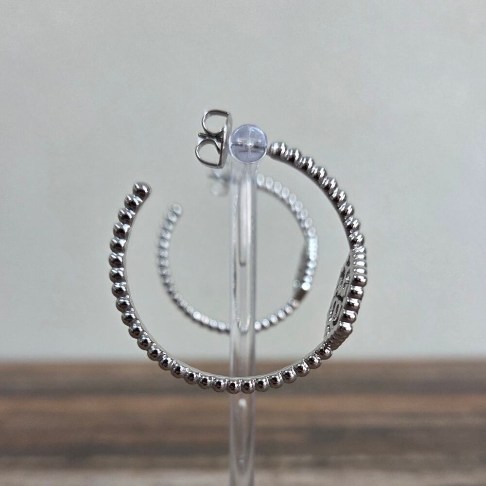 Tory Burch Silver Milgrain Hexagon Double T Logo Hoop Earrings - Picture 2 of 6